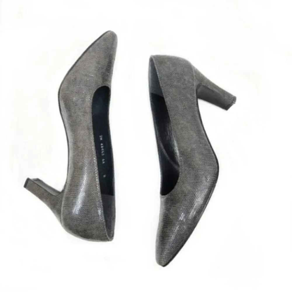 Stuart Weitzman Snake Print Gray Heels 8 AA